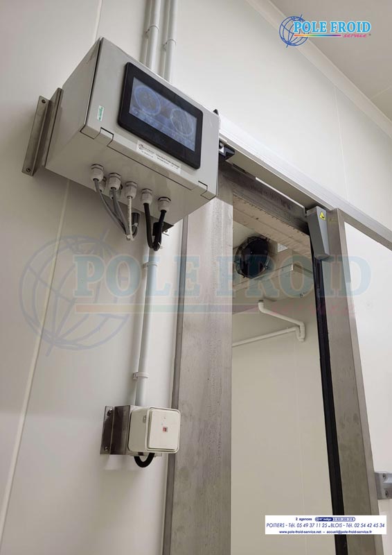 Panneau de contrôle de température et de la lumière d'une chambre froide